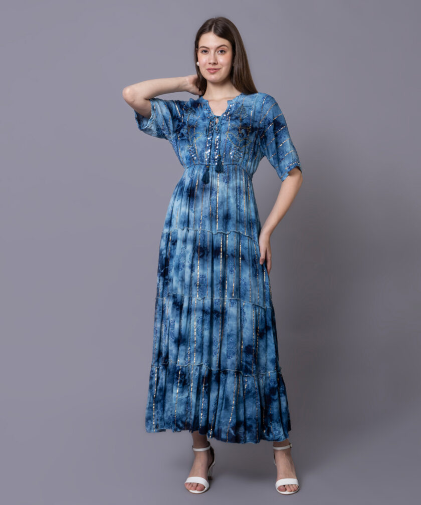 Elegant Maxi Dress with tie-dye Pattern, Featuring Metallic Accents and a Tiered Skirt Design - Image 6