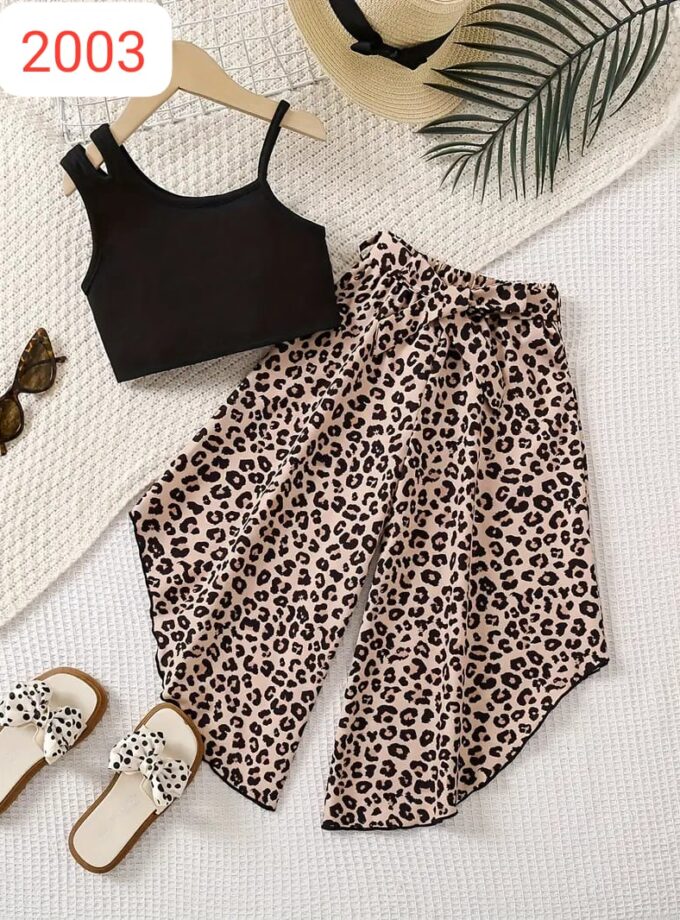 Trendy Leopard Print Skirt & Black Crop Top Set – Cotton Spandex